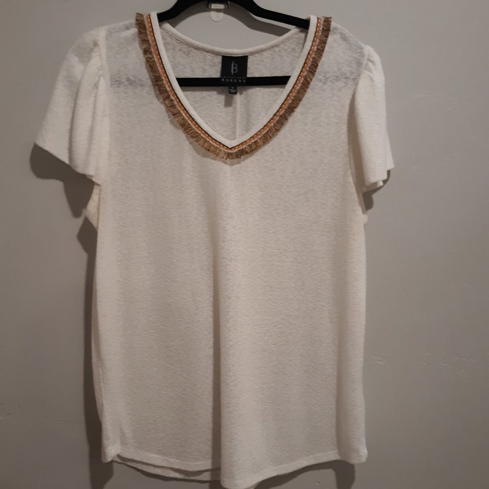Bobeau Top Cream White top w/Fringe around Neck Brown Orange size 1x